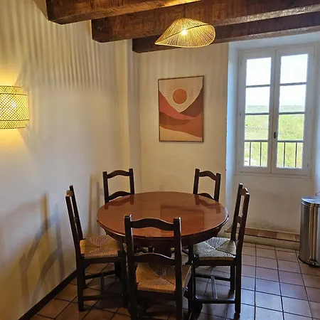 Prázdninový dům Domaine De Bagard *