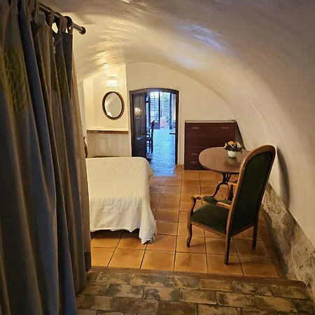 Domaine De Bagard *