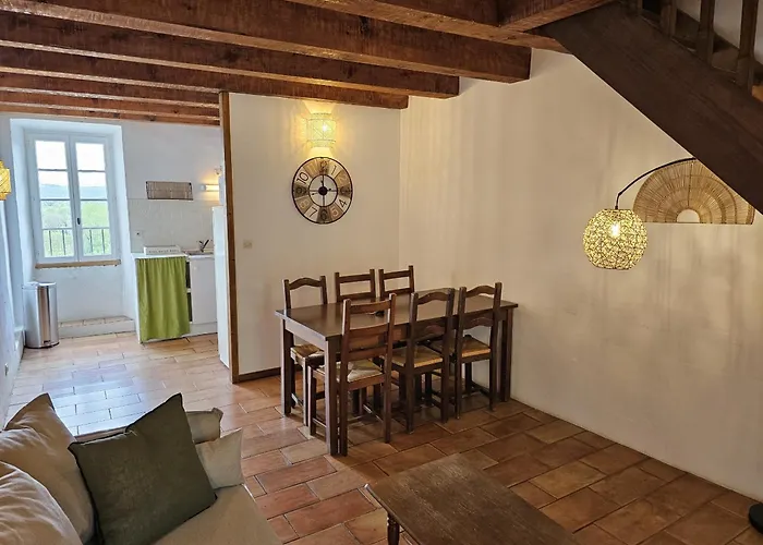 Domaine De Bagard