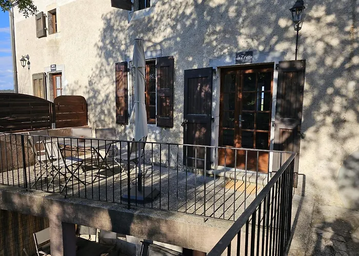 Nyaraló Domaine De Bagard Sauve