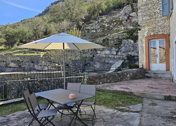 Nyaraló Domaine De Bagard Sauve